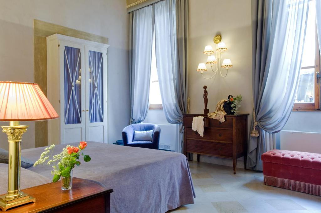 Alloro B&B ฟลอเรนซ์ ภายนอก รูปภาพ